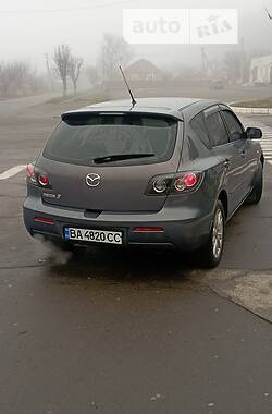 Хэтчбек Mazda 3 2006 в Голованевске