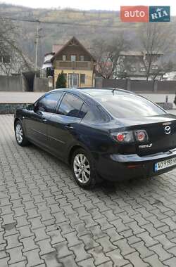 Седан Mazda 3 2007 в Рахові