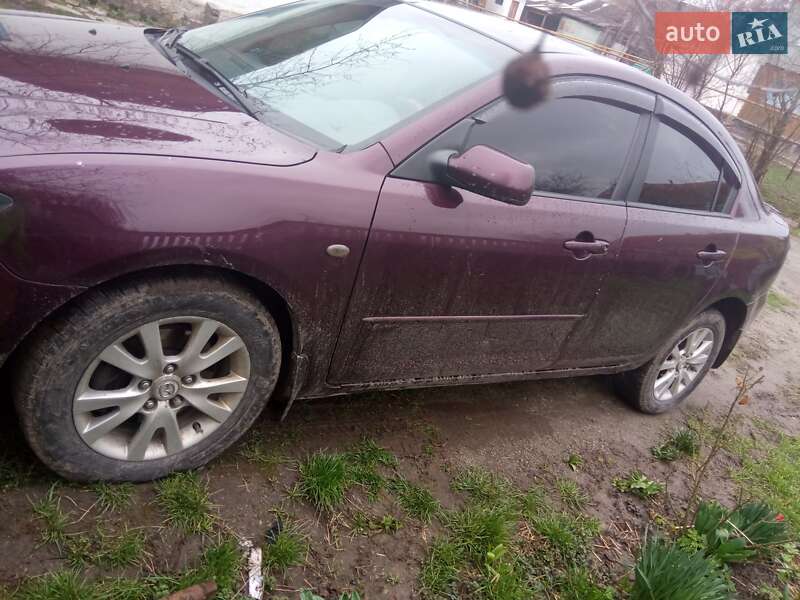 Седан Mazda 3 2007 в Малине