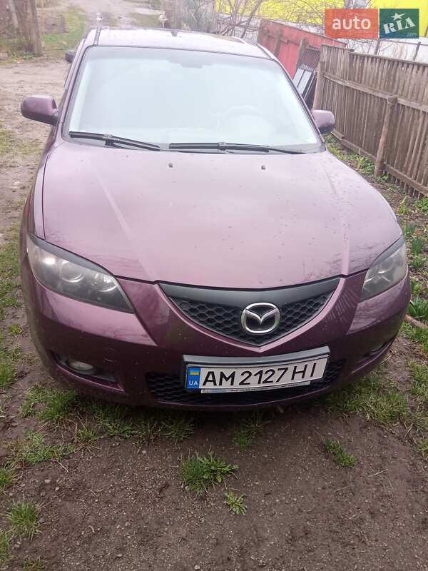 Седан Mazda 3 2007 в Малине