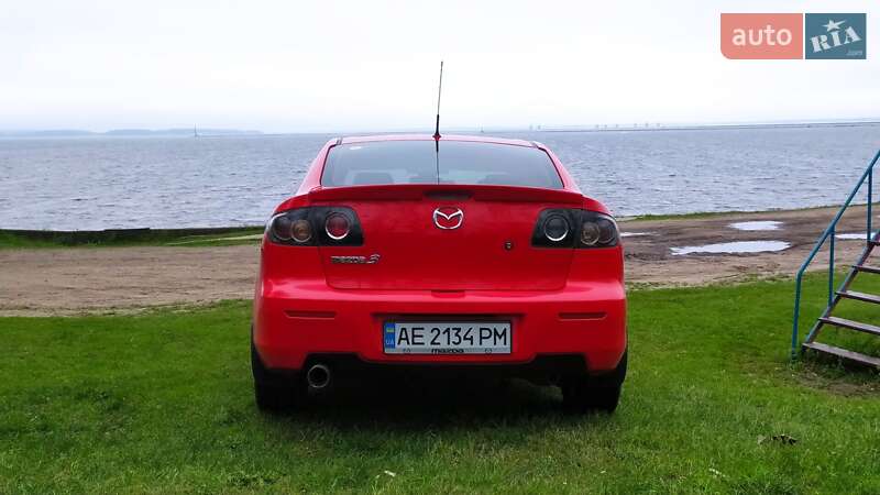 Седан Mazda 3 2006 в Кам'янському