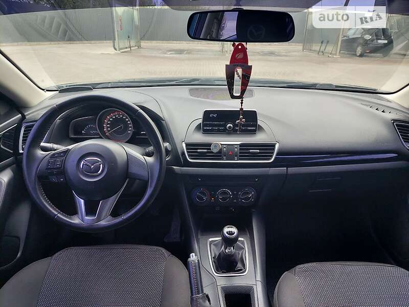 Седан Mazda 3 2013 в Тернополе