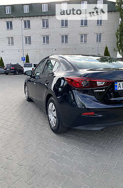 Седан Mazda 3 2015 в 