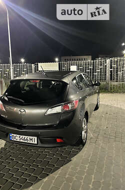Хэтчбек Mazda 3 2009 в 