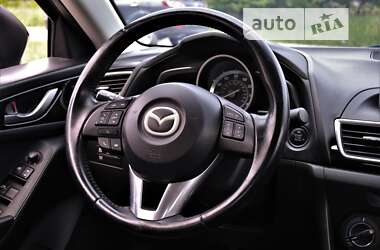 Седан Mazda 3 2014 в Бердичеве