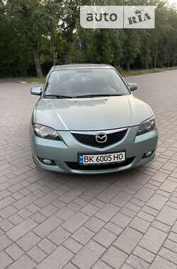 Седан Mazda 3 2004 в Запоріжжі