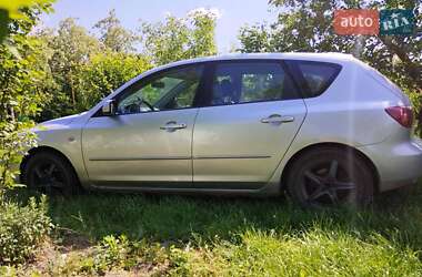 Хэтчбек Mazda 3 2004 в Новой Ушице