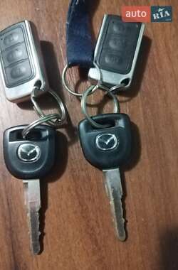 Хэтчбек Mazda 3 2004 в 