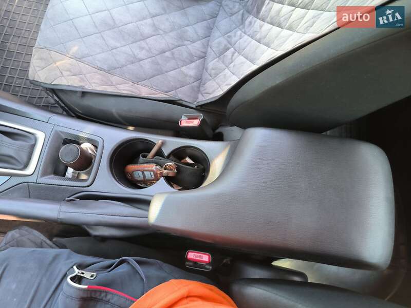 Седан Mazda 3 2015 в Смеле