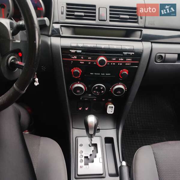 Седан Mazda 3 2008 в Кривом Роге