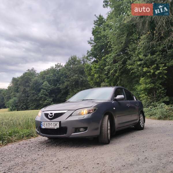 Седан Mazda 3 2008 в Кривом Роге
