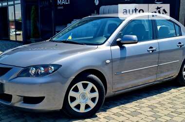 Седан Mazda 3 2006 в 
