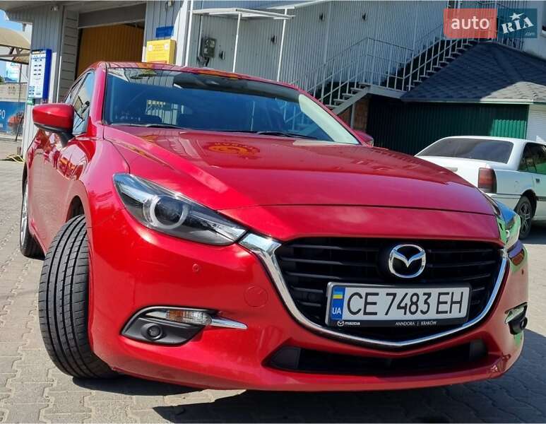Хетчбек Mazda 3 2016 в Чернівцях