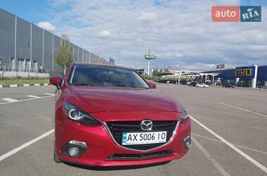 Хэтчбек Mazda 3 2015 в Луцке