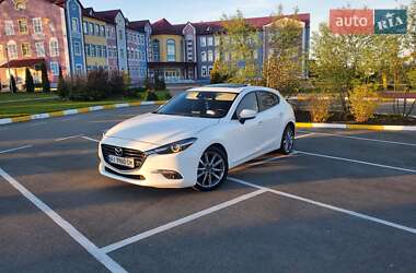 Хэтчбек Mazda 3 2016 в 