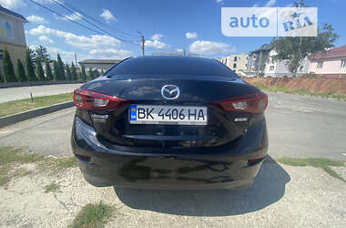 Седан Mazda 3 2016 в Рівному