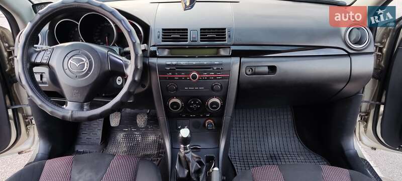 Седан Mazda 3 2007 в Запорожье