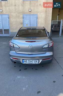 Седан Mazda 3 2012 в Кривому Розі