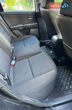 Хетчбек Mazda 3 2004 в Косові