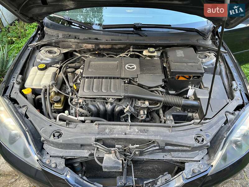 Хетчбек Mazda 3 2004 в Косові