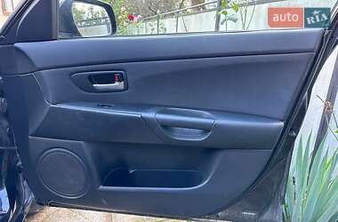 Хетчбек Mazda 3 2004 в Косові