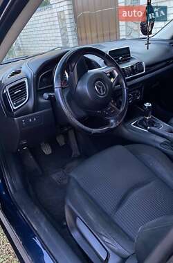 Седан Mazda 3 2015 в 