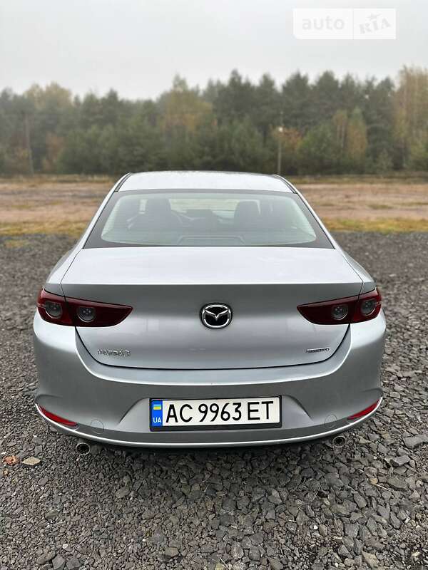 Седан Mazda 3 2020 в Ратным
