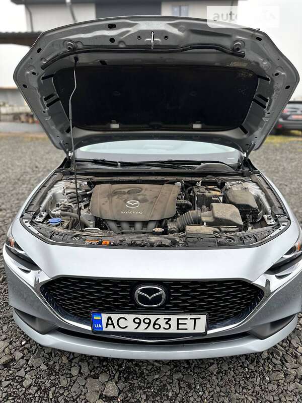 Седан Mazda 3 2020 в Ратным