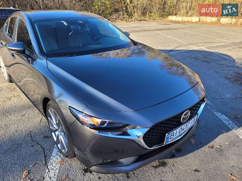 Седан Mazda 3 2019 в Полтаве