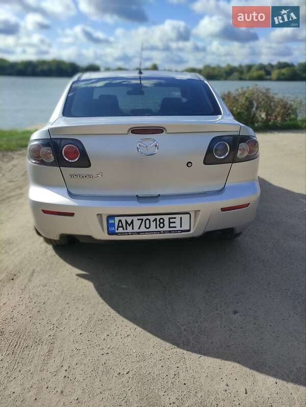 Седан Mazda 3 2007 в Бердичеве