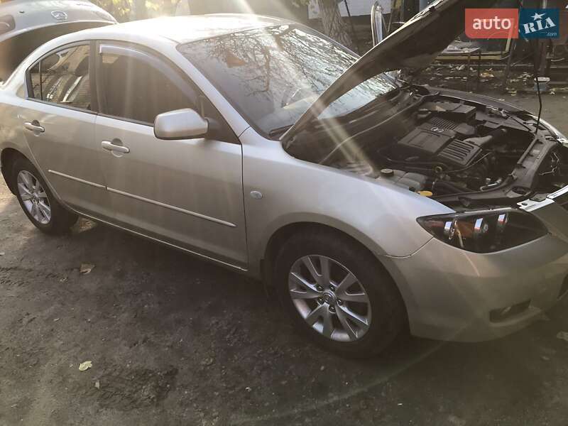Седан Mazda 3 2007 в Жовтих Водах