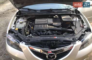 Седан Mazda 3 2007 в Жовтих Водах