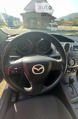 Седан Mazda 3 2013 в Киеве