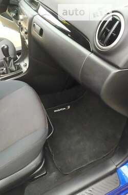 Хэтчбек Mazda 3 2008 в Черновцах