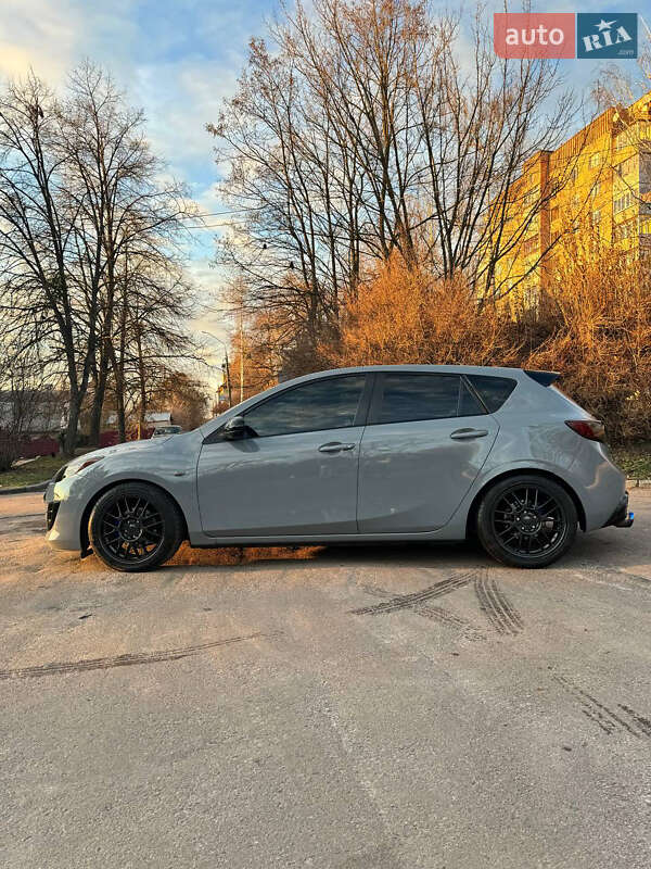 Хэтчбек Mazda 3 2009 в Житомире
