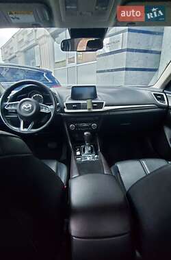 Седан Mazda 3 2016 в Києві