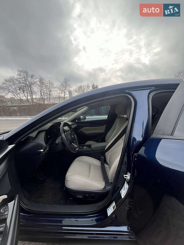 Седан Mazda 3 2020 в Дніпрі фото 11 Седан Mazda 3 2020 в Дніпрі