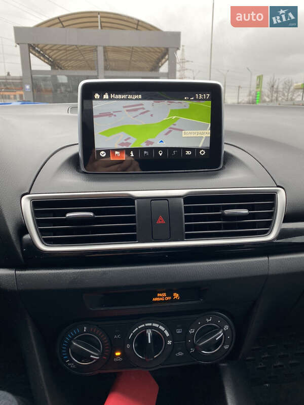 Седан Mazda 3 2016 в Кривом Роге фото 5 Седан Mazda 3 2016 в Кривом Роге