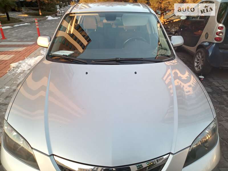 Седан Mazda 3 2007 в Киеве