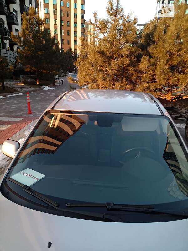 Седан Mazda 3 2007 в Киеве