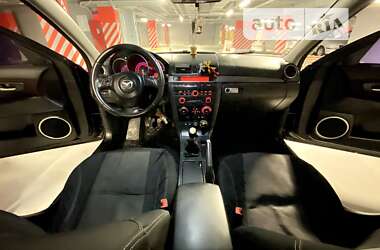 Хэтчбек Mazda 3 2004 в Львове