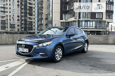 MAZDA 3 2018