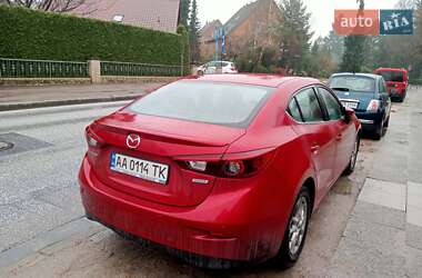 Седан Mazda 3 2018 в Киеве фото Седан Mazda 3 2018 в Киеве