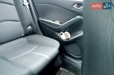 Седан Mazda 3 2018 в Киеве фото 6 Седан Mazda 3 2018 в Киеве
