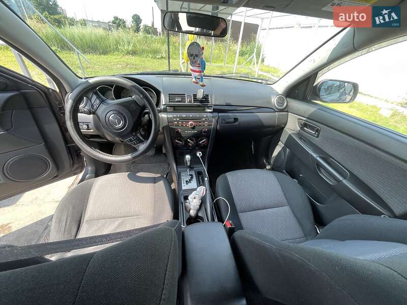 Седан Mazda 3 2008 в Киеве