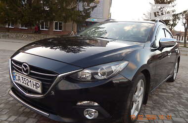 Седан Mazda 3 2016 в Корсуне-Шевченковском