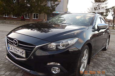 Седан Mazda 3 2016 в Корсунь-Шевченківському