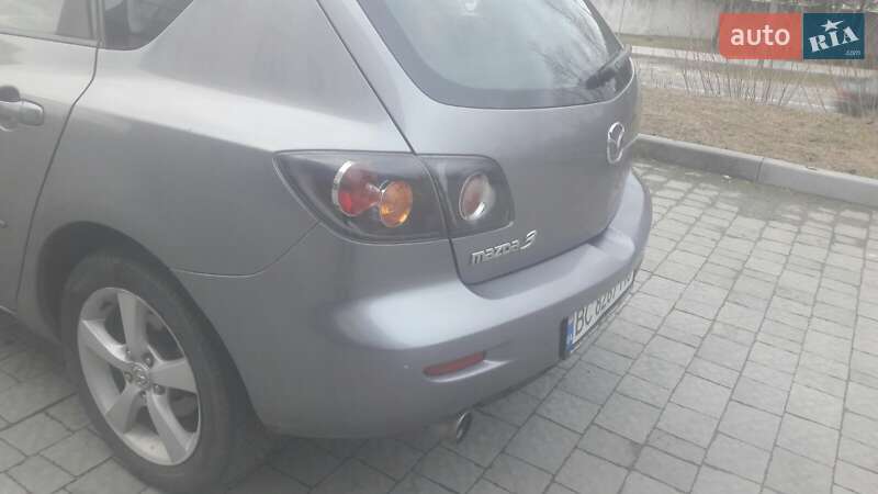 Хэтчбек Mazda 3 2005 в Новояворовске