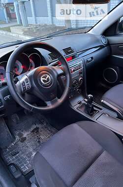 Седан Mazda 3 2006 в Днепре