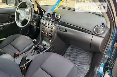 Хетчбек Mazda 3 2007 в Надвірній